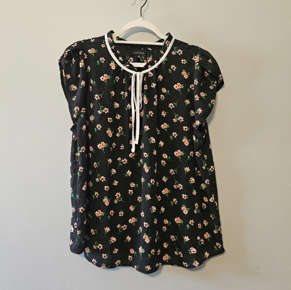 Floral Navy Blouse with White Trim